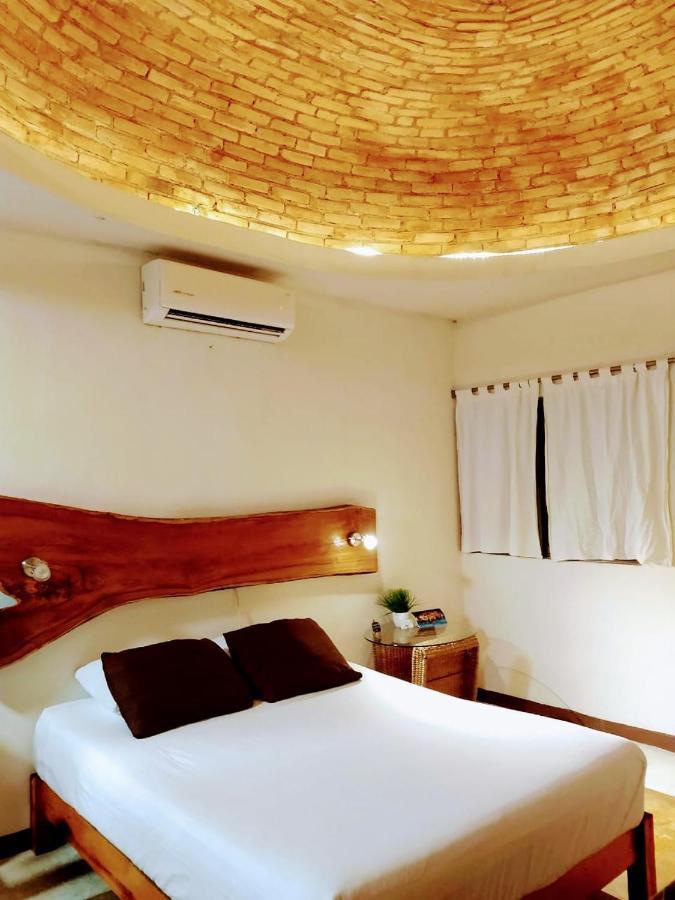 Hostal & Suites Pata De Perro Bacalar Bagian luar foto