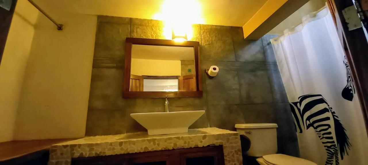Hostal & Suites Pata De Perro Bacalar Bagian luar foto