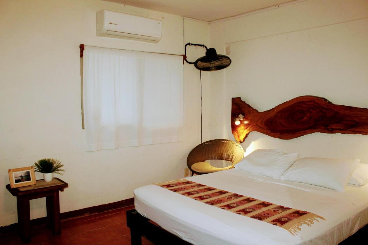 Hostal & Suites Pata De Perro Bacalar Bagian luar foto