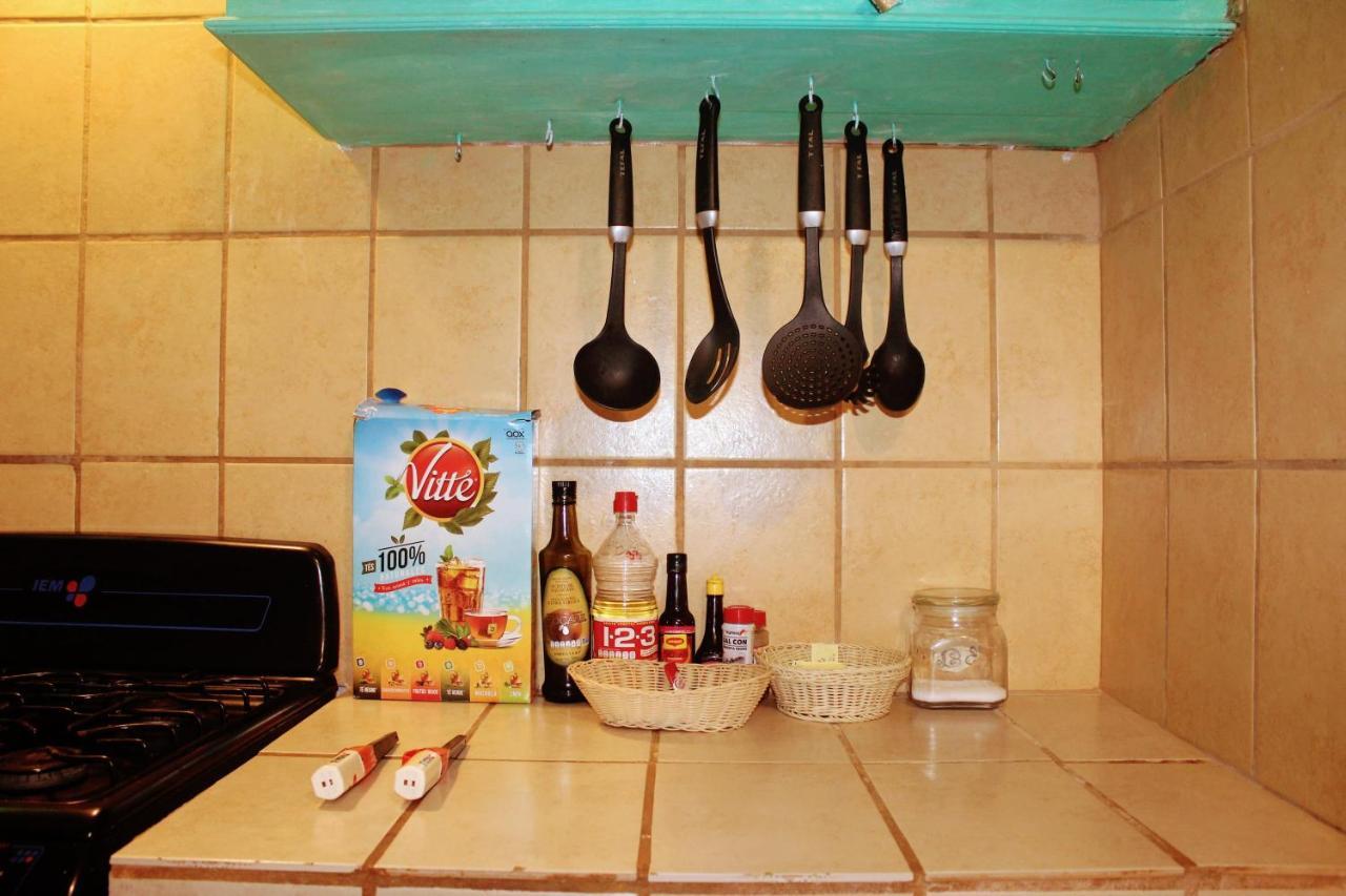Hostal & Suites Pata De Perro Bacalar Bagian luar foto