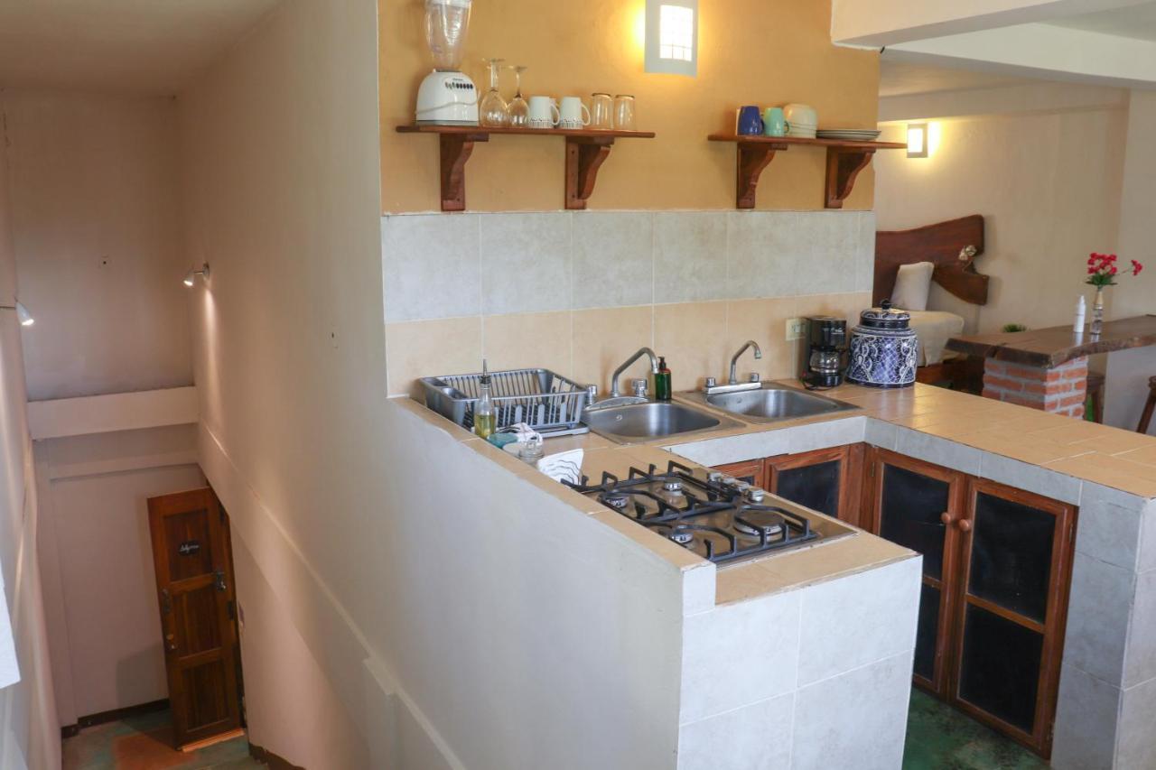 Hostal & Suites Pata De Perro Bacalar Bagian luar foto