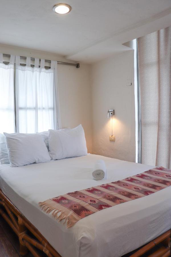 Hostal & Suites Pata De Perro Bacalar Bagian luar foto