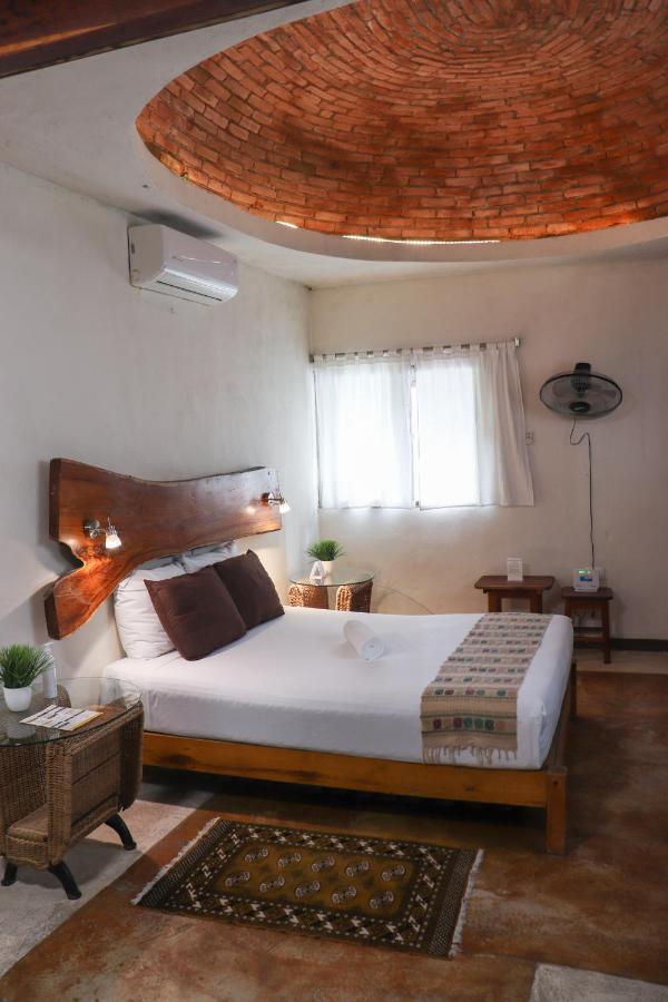 Hostal & Suites Pata De Perro Bacalar Bagian luar foto